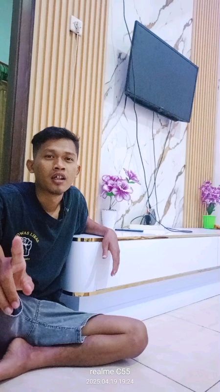 MEJA TV/BUFFET TV moderen #PromoNonStop #ViralDiShopeeVideo #ShopeeCOD #Diskon50Persen #RacunShopee