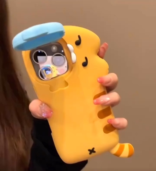 Case 3d lucu. Ada penutup kameranya juga 😍 #caseiphone #3dcase #casehp #casinglucu #rekomendasishopee #SpillRacunShopee #rekomendasishopee