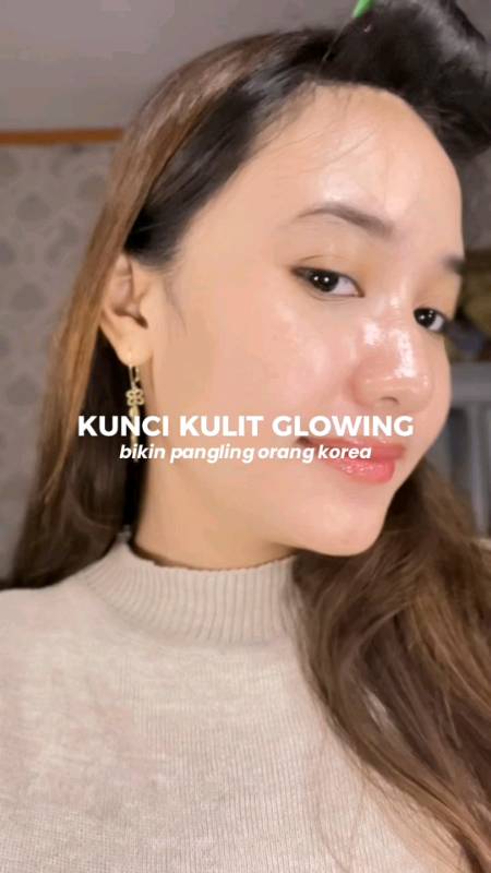 kulit glowing ala cewek korea pastiin pakai toner yang tepat ya beauties 🤗#msglow #msglowbeauty #msglowskincare