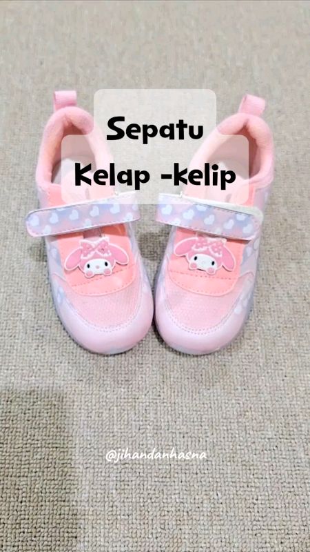 Sepatunya nyaman banget #sepatuledanak #sepatuanak #sepatuanakmurah #sepatu #SpillRacunShopee #PromoNonStop #DiskonRacunShopee #GratisOngkirRP0