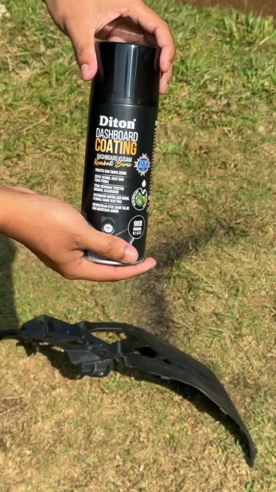 Buat yang bodynya sudah kusam , pake dasbor coating inj aja udah cuku hitam permanen seperti baru #dasborchoating #penghitambodymotor #penghitammotorm