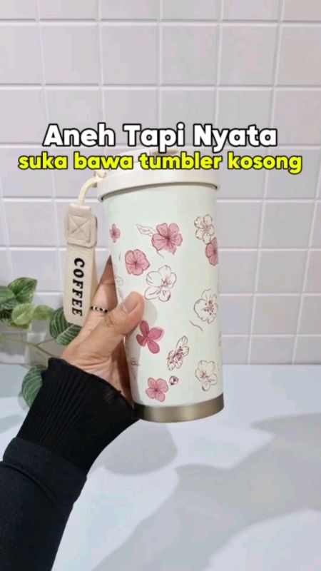 motif nya cantik 🥰 #tumbleraestethic #mugtumbler #tumblercoffee #tumblertahandingin #ViralDiShopeeVideo #SpillBawaBerkah #ShopeeCOD #RacunShopee #fyp