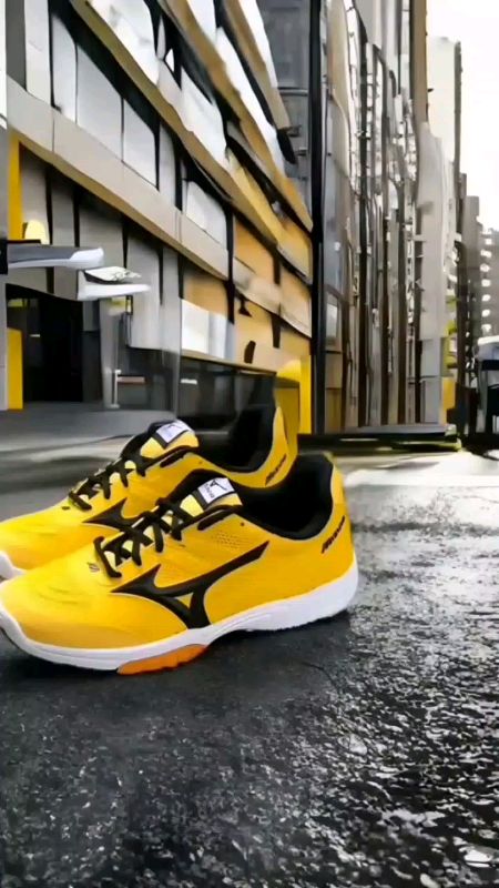Sepatu Olahraga Badminton Volly MIZUNO.#sepatuolahraga #sepatuwanita #sepatupria #sepatumurah #sepatusneakers #sepatu