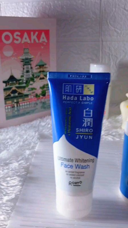 Basic skincare #hadalabo #facewash #tonerwajah #moisturizer #kartikaaev