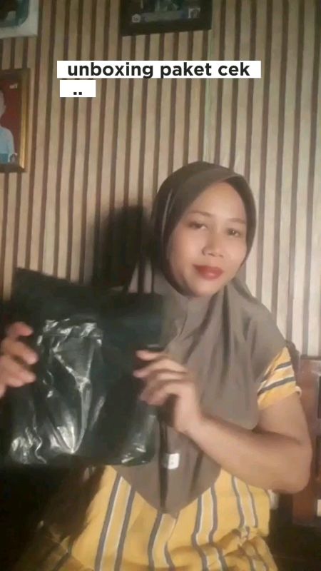 1 set seragam sd murah...#belanjadishopee #belanjamurah