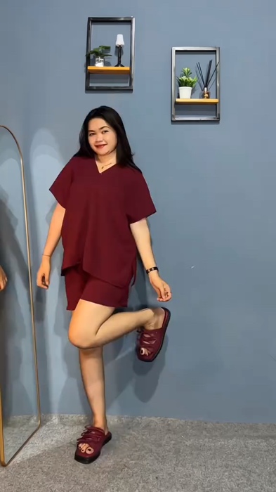 Hari ini lagi ada PROMO YAH jangan sampai kehabisan🔥😍 #setelanwanita #setelanjumbo #piyamakekinian #onesetkekinian #ViralDiShopeeVideo #fyp #OOTDFas