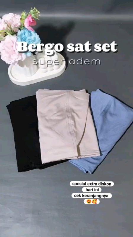 #bergo #hijabkaosrayon #bergokaosrayon #bergomalaysia #hijabmalay #hijabinstan #hijabstyle #jilbabcantik #hijabbergo  #RacunShopeeCheck #RacunShopee