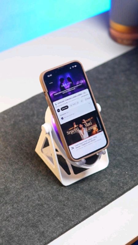 Speaker induksi + stand handphone dari Goojodoq #speakerinduksi #speakerbluetooth #ShopeeCOD #GratisOngkirRP0