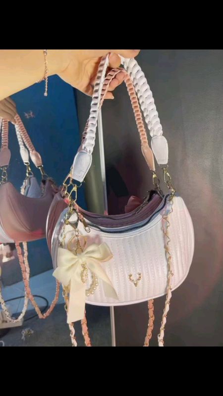 #racunshopeepromomurahmeriah #tasselempangwanitaterlaris  Naomie Tas selempang wanita - Slingbag Soulderbag  wanita