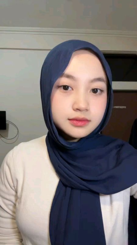 HIJAB YANG BANYAK BANGET DICARI CEWEK SOALNYA EMANG SECAKEP ITU. #pashmina #pashminakaos #shopeevideo #shopeaffiliatesprogram #RacunShopee