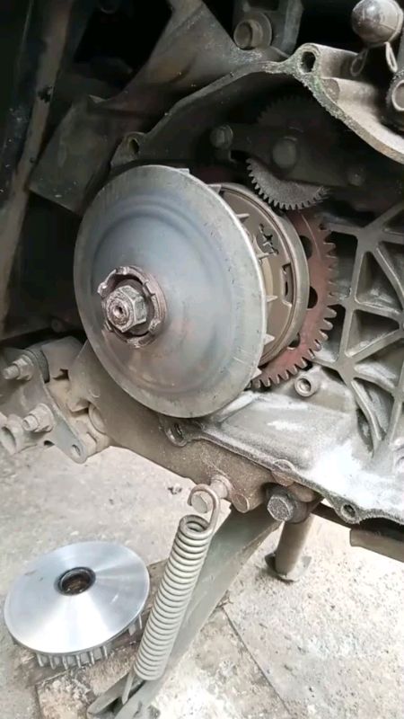 cara perbaiki pully depan matic #honda #matic #kirian