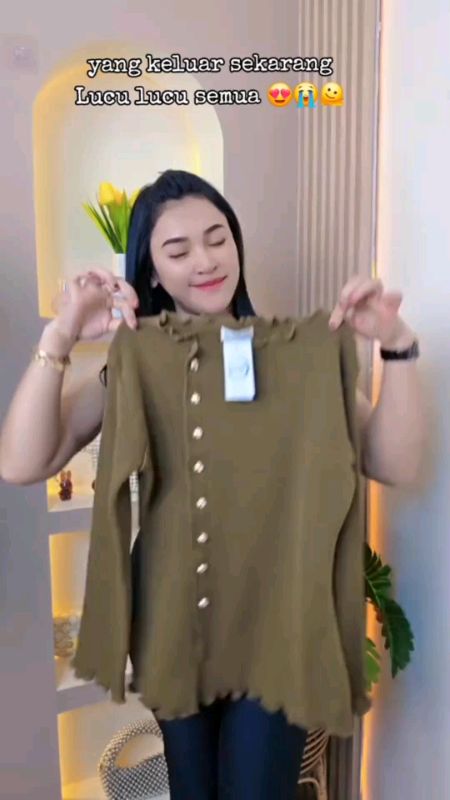 Arunika blouse atasan wanita l blouse rip kiwil#GakNyeselBeliIni #GratisOngkirRP0 #shopeevideo #ShopeeFashionHaul #rRacunShopeee #ShopeeLook