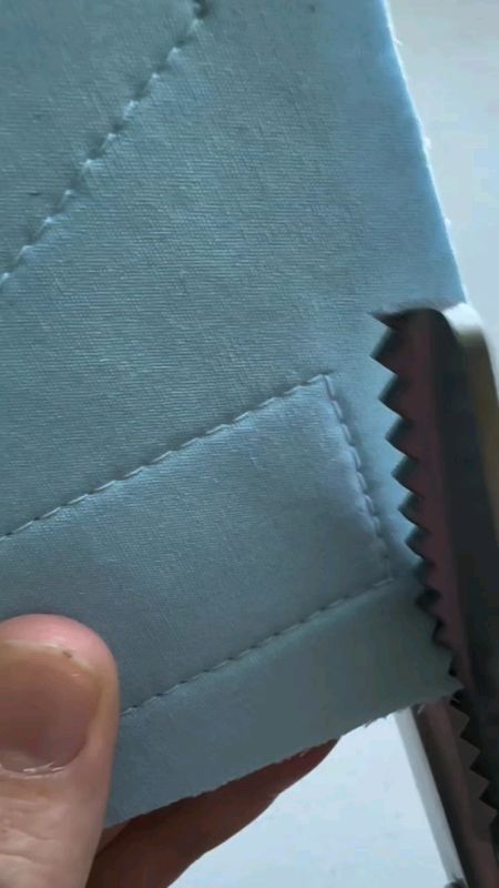 #ASMR #guntingrenda #guntingzigzag #gunting #guntingfashion gunting renda zigzag kertas