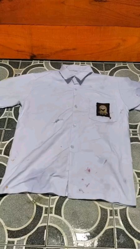 cloth stain remover/pembersih😁##SpillRacunShopee #RacunShopeeCheck #ShopeeCOD #clothstainremover #pembersihpakaianmembandel #pembersihpakaianampuh