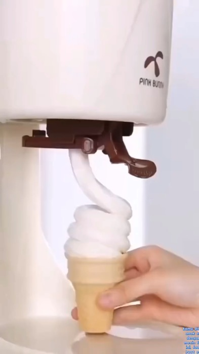 Mesin es krim. Mesin escream. Mesin pembuat es krim. Mesin pembuat escream. Es krim maker Es Cream #mesinpembuateskrim #mesineskrim #alatpembuateskrim