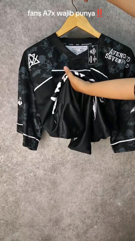 ngak cuma fans A7X, siapapun bisa tampil bold dgn Jersey Oversize A7X #kaosfullprint #jersey #outfit #oversize #streetwear #avengedsevenfold