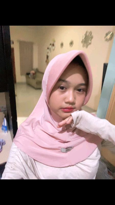 #ViralDiShopeeVideo #ShopeeFashionHaul #Diskon50Persen #DiskonRacunShopee #bergosport #bergo #tiebymin #kerudungbergo #kerudungolahraga #bergolinear