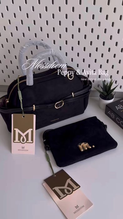 Cakep bangettt 😽😽 #mossdoom #tasmossdoom #mossdoombag #taswanita #tascewek #taskondangan #tasselempangwanita #RacunShopee #slingbag #slingbagmini