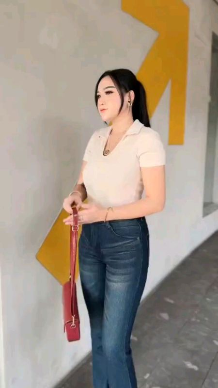 Boms.id - Highwaist Cutbray Jeans Wanita Retro 114 Premium - Celana Jeans Cutbray Wanita #SpillRacunShopee #RacunShopee #highwaistjeans #cutbray