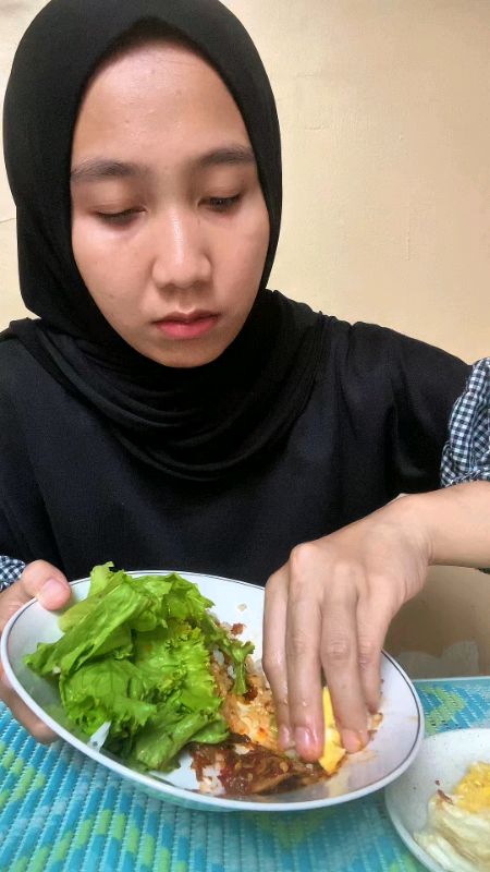#sambalcakalang #dapoerhikmah #dapoerpantura #sambalbabycumi #sambalcakalangpedas #sambal #Diskon50Persen #BadaiTapiBudget #PromoNonStop #ShopeeCOD