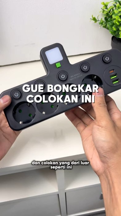 GUE BONGKAR ! Biar pada liat kek mana isinya #colokan #colokanlistrik #colokanusb #ShopeeCOD #RacunShopee #ViralDiShopeeVideo #GratisOngkirRP0