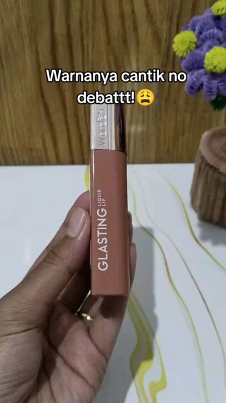 Wardah glasting liquid lip yang dipake miskah 💋 #wardah #glastingliquidlipwardah #lipstikviral #RacunShopee #miskah #SpillRacunShopee #fyp