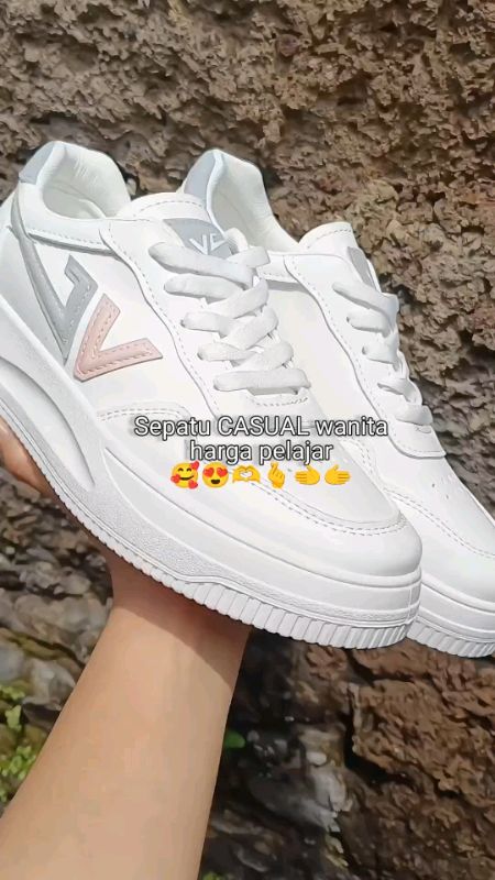 sepatu corean style #sepatucasualwanita #ShopeeFashionHaul #GratisOngkirRP0 #sepatuwanita