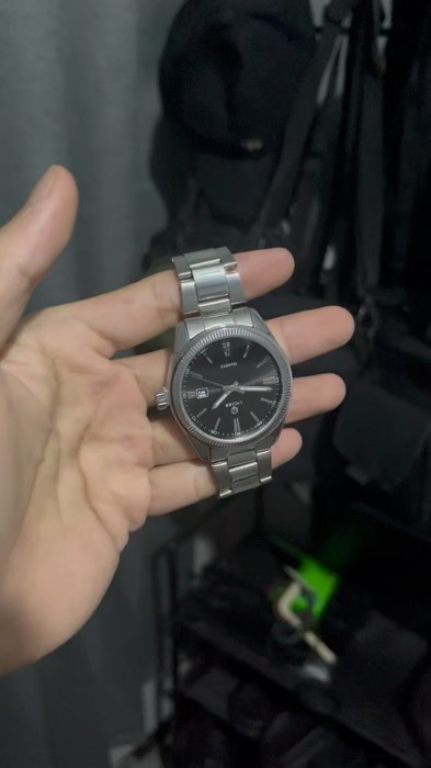 Jam tangan stenlis mewah desain premium