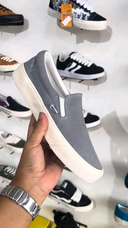 sepatu selip on ,🔥🔥🤩#sohopeevidio #ViralDiShopeeVidio #RacunShopee #shopeevideo