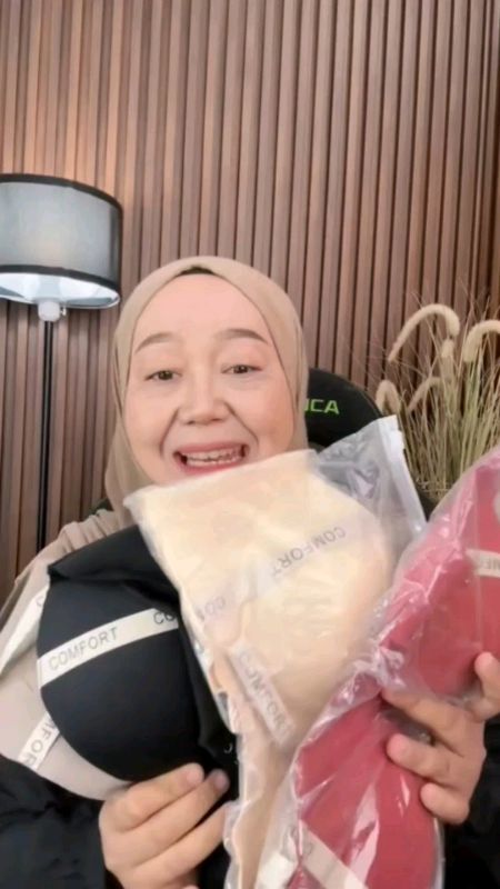 PROMO!! bra Seamless super nyaman#ViralDiShopeeVideo #DiskonRacunShopee #GratisOngkirRP0 #TermurahDiShopee #SpillBawaBerkah