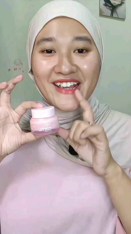 day cream tone up ngga lebay #daycream #beegenic #SpillBawaBerkah #shopee #shopeevideo #ShopeeCOD