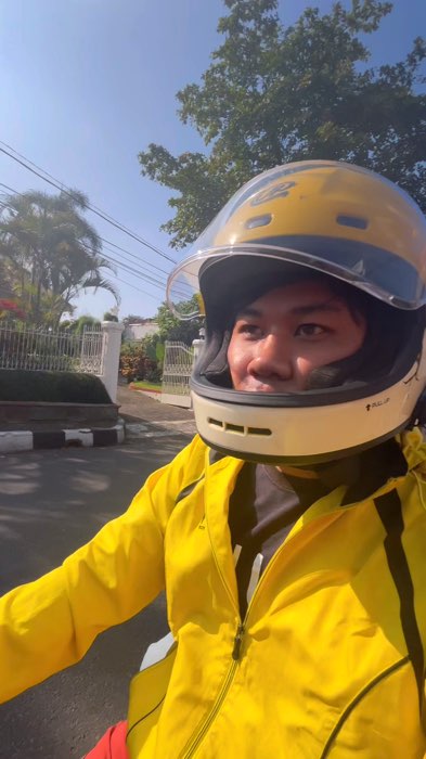 Helm keren #jpxhelmet #jrocker #helm #fullface