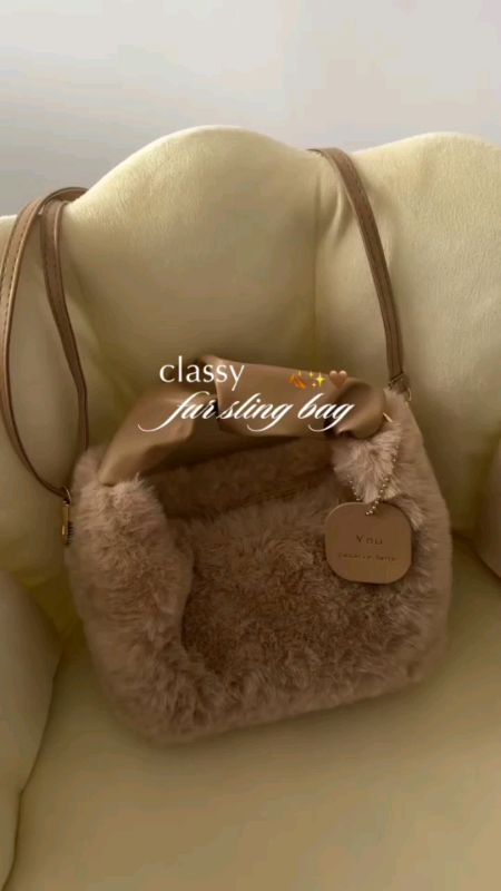 tas bulu2 #tasselempangbulu #tasbahubulu #tasselpangwanita #RacunShopee #GratisOngkirRP0 #ViralDiShopeeVideo #GakNyeselBeliIni #GaraGaraRacunShopee
