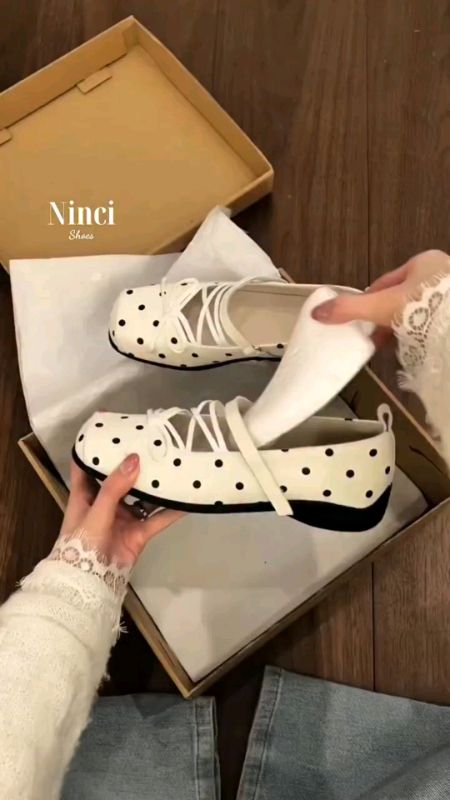 #sepatupolkadot#cute#lucu#cantik #viral #shopeevideo#suka#rekomendasi#bagus#idejualan#ramadhan#metime#berkualitas#aesthetic#cuan#mantap#coquette#2025