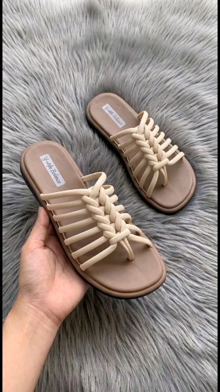 skandal slop wanita sandal gladiator jelly anti slip model kekinian#RacunShopee #DiskonRacunShopee #ViralDiShopeeVideo #fyp