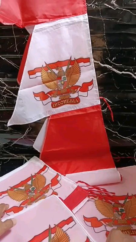 Umbul Umbul Bendera Segitiga #umbulumbul #benderamerahputih #17agustus #agustusan #fypシ