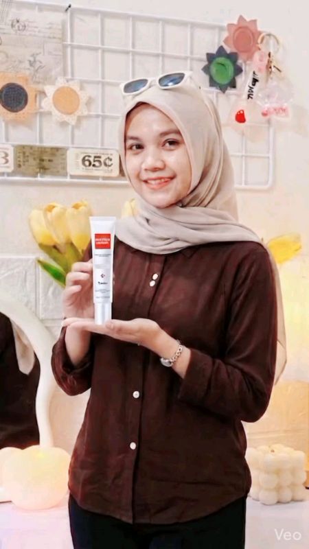 https://s.shopee.co.id/4AwPkregeV