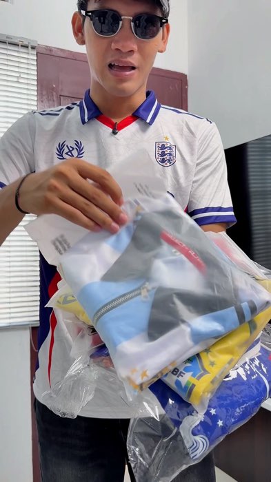 Jersey supporter piala dunia nanti nih gais #jerseypialadunia #pialadunia