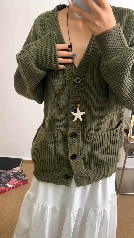 #OutfitAlaKorea #koreanstyle #BeliDiShopeeVideo #ViralDiShopeeVideo #SpillRacunShopee #RacunShopee #crdigan #koreancardigan