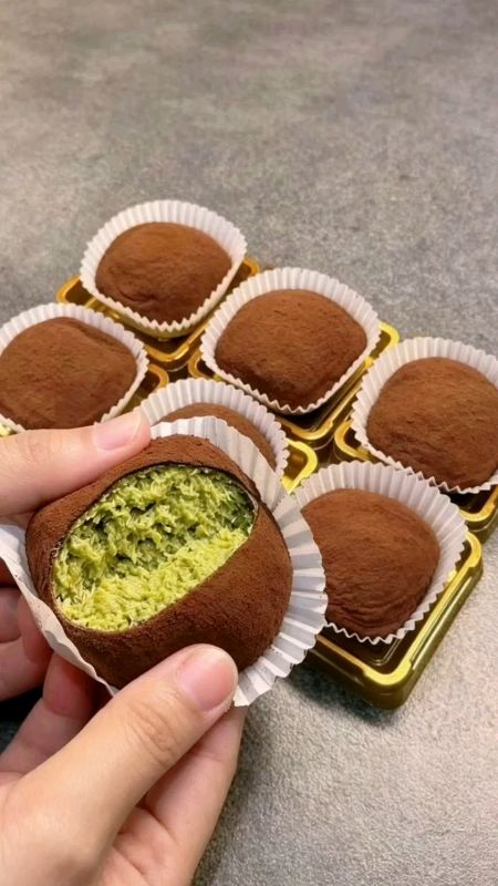 Dubai Chewy Cookie  #dubaichocolate #chewycookies #cookies #kunafa #foodhaul #chocolate