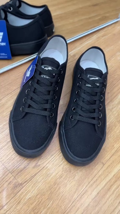 School #ventela #sepatusneakers #ventelaoriginal #sepatumurah #sepatucasual #merdekasale #gajiansale #PromoNonStop #sepatukeren #ventelaschool