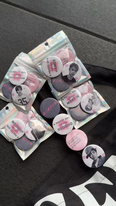 pin button cortis letsgoo!! #cortis #keonho #martin #seonghyeon #james #juhoon #pinbutton #y2k #aksesoris