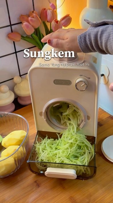 Kata aku sih kalian wajib banget punya alat ini biar motong2 itu lebih gampang #slicervegetable #slicersayuran #slicersamono #alatpemotongsamono
