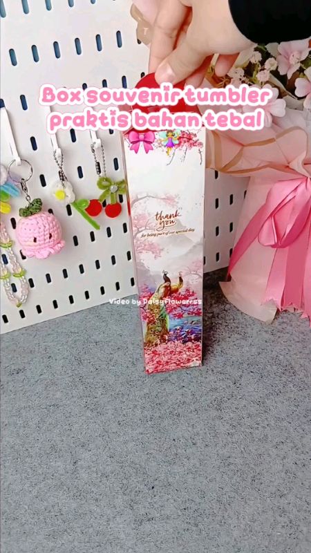 Box Souvenir tumbler #paperboxsouvenir #boxsouvenir #boxtumbler #souvenirpernikahan #souvenircustom #shopeevideo #ShopeeCOD #souveniraesthetic