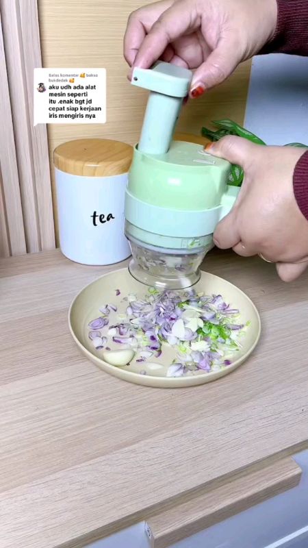 5IN 1 FOOD CHOPPER PEMOTONG SAYURAN BLENDER MINI PORTABLE PENGIRIS BAWANG MINI#SpillRacunShopee #ShopeeLook #ShopeeCOD #shopeeterkini #alatprmotongsay
