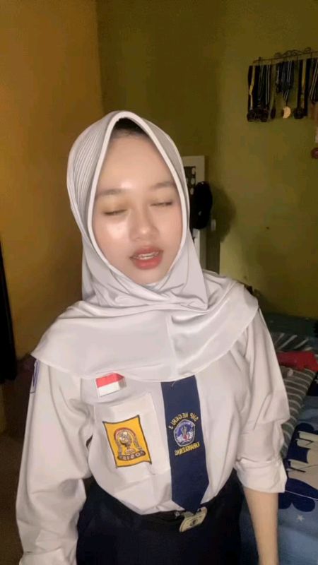 cantik banget 😋😋#RacunShopeeLokal #RacunShopeeCantik #foryoupage #anaksekolah #berandashopee #trending #ViralDiShopeeVideo #viral #RacunShopeeOutfit