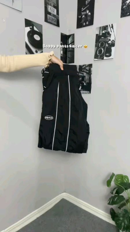 buruan co#mantulnihburuancodisin #Elegan #EleganStylish #bagussssbangetrekomnedasi😍👍🖤 #mantulnihburuancodisini😅 #fypツ #EleganStylish
