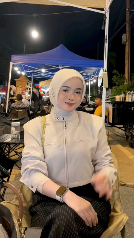 jeket crop wanita Zipper #@fyp.viral.store #@fyp_olshop_shoes #@zahraa0712 #@amelhdshop #@fyp.co #@outfitcwk