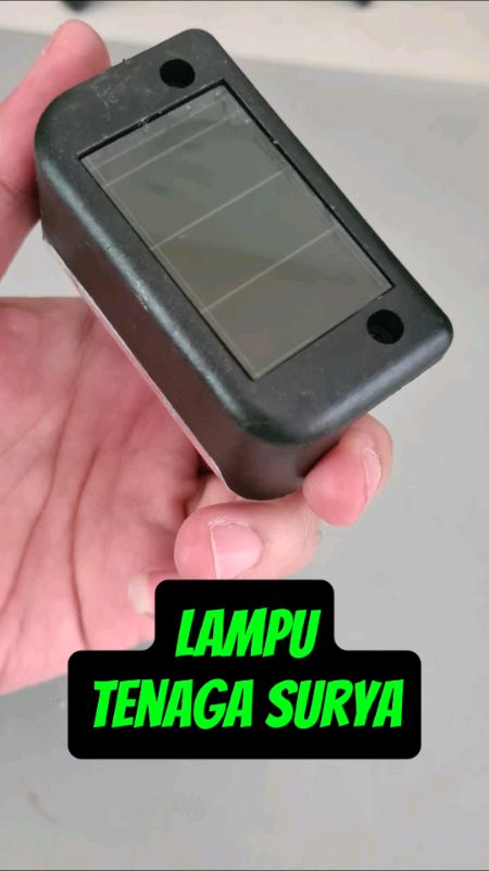 Lampu tenaga surya #lampu #lamputenagasurya #lamputangga #lamputaman #lampupagar #unboxing #review #spill #murah #sale #diskon #promo #viral #trending