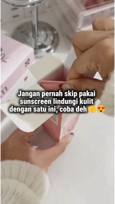 Lindungi kulit dengan sunscreen Skintific #SpillRacunShopee #RacunShopee #skintificbrightfitserumsunscreen #skintificbrightfitsunscreen #skintific